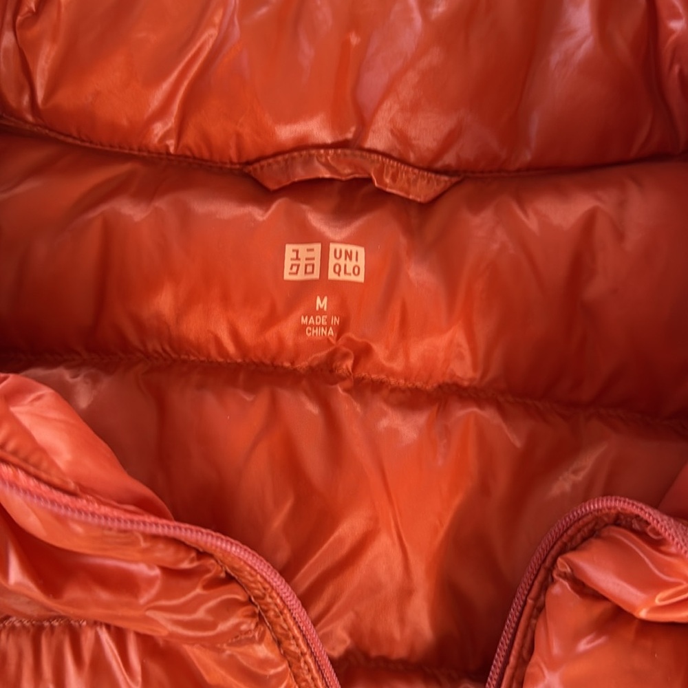 Uniqlo Light weight Vest - Picture 2 of 4